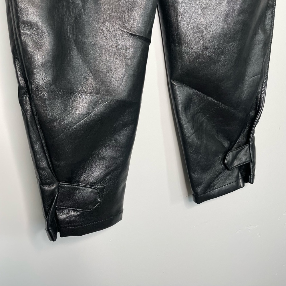 Aritzia Wilfred Modern Cargo Pant 8 Black Faux Vegan Leather Pockets - Picture 12 of 15